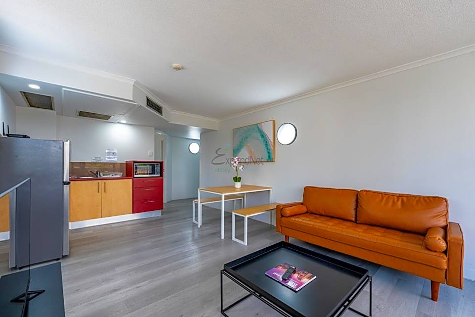 Abbey On Roma Hotel & Apartments