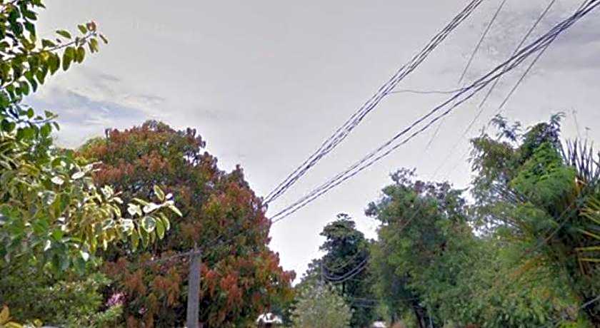 Traditional Filipino Home near 100 Islands Wharf