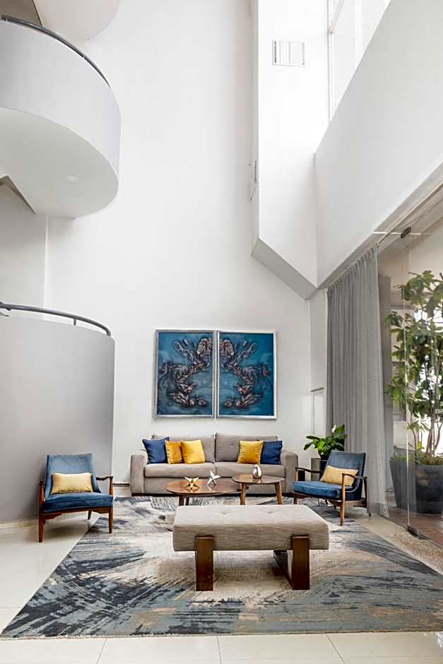 Hotel Suites México Plaza León Campestre