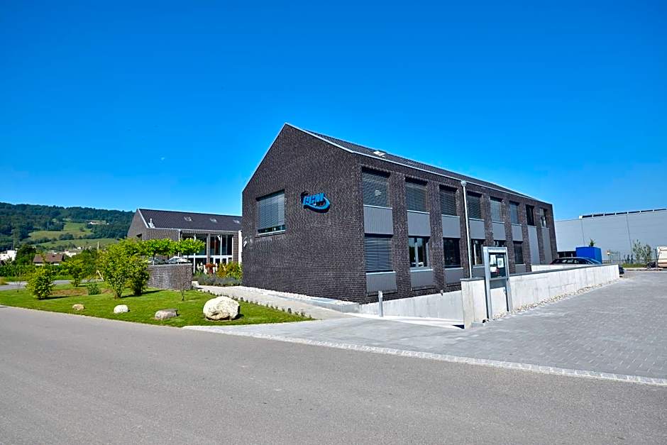 Q.C.M. Campus