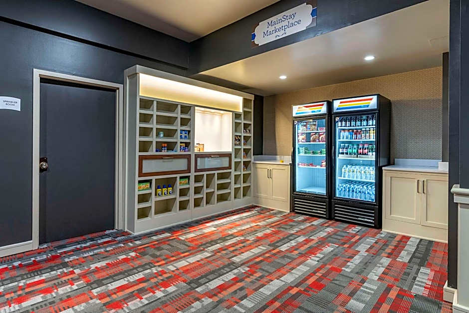 MainStay Suites Lexington I-75