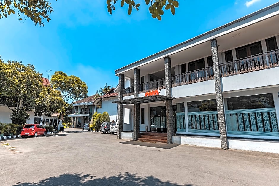 OYO 686 Hotel Bunga Karang