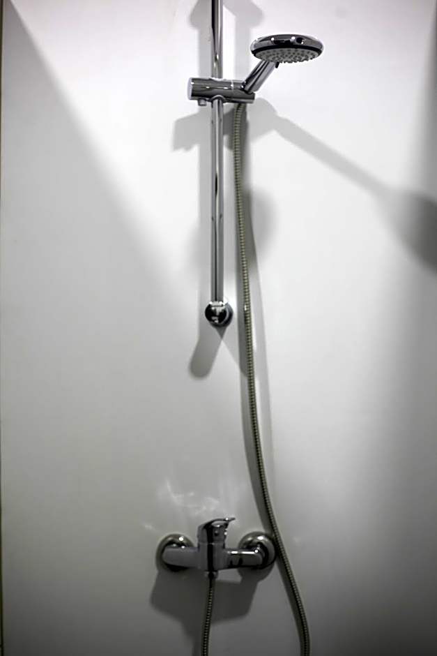 Rooms & Glamping Lana Haus