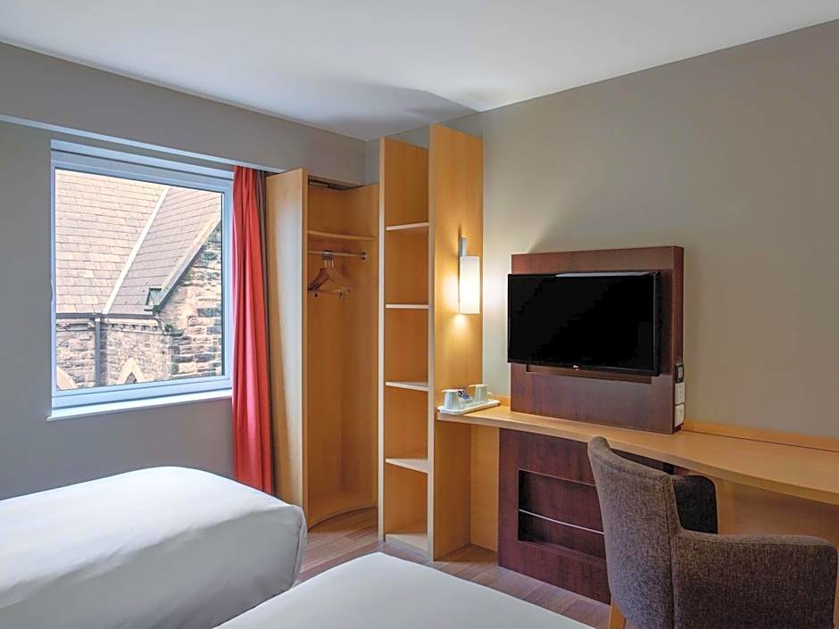 ibis Belfast Queens Quarter
