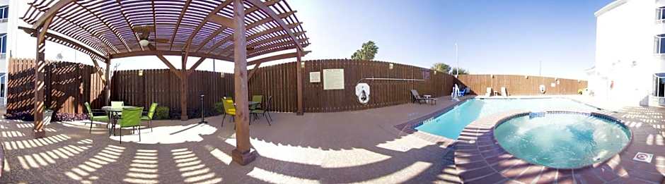 Holiday Inn Express Hotel and Suites Bastrop By IHG