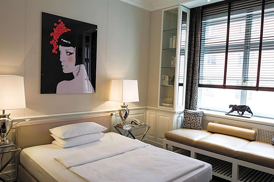 Hotel Opera