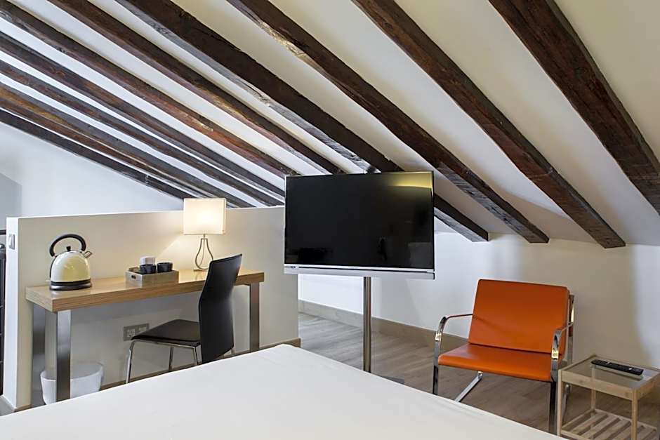 Petit Palace Plaza Del Carmen