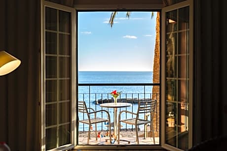 Twin Room with Sea View and Balcony