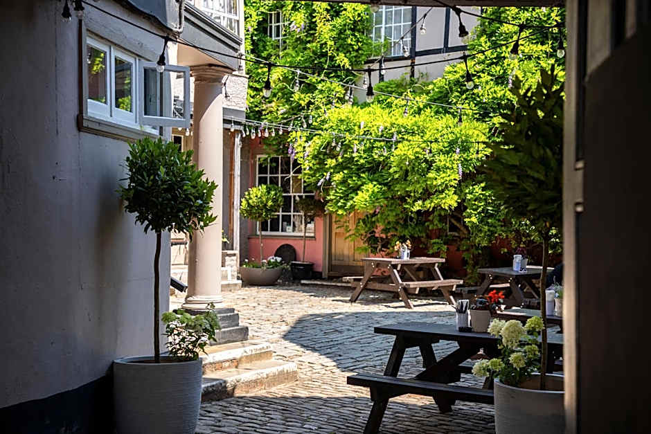 The Crown & Thistle, Abingdon, Oxfordshire - Acorn Pubs
