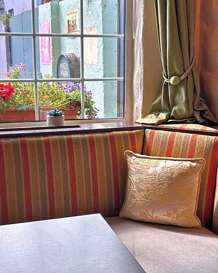 Fairhill House Hotel