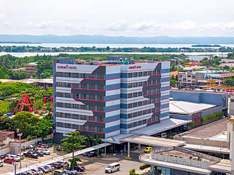 Summit Hotel Tacloban