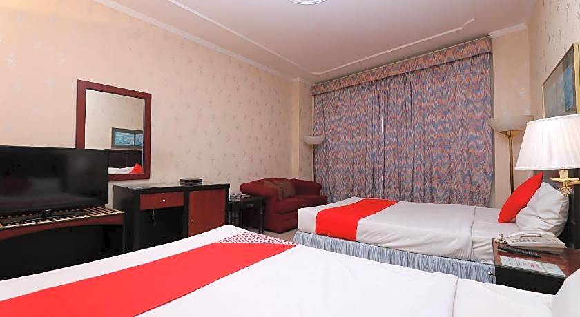 OYO 112 Semiramis Hotel