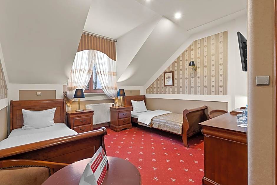 Hotel Diament Arsenal Palace Katowice - Chorzów