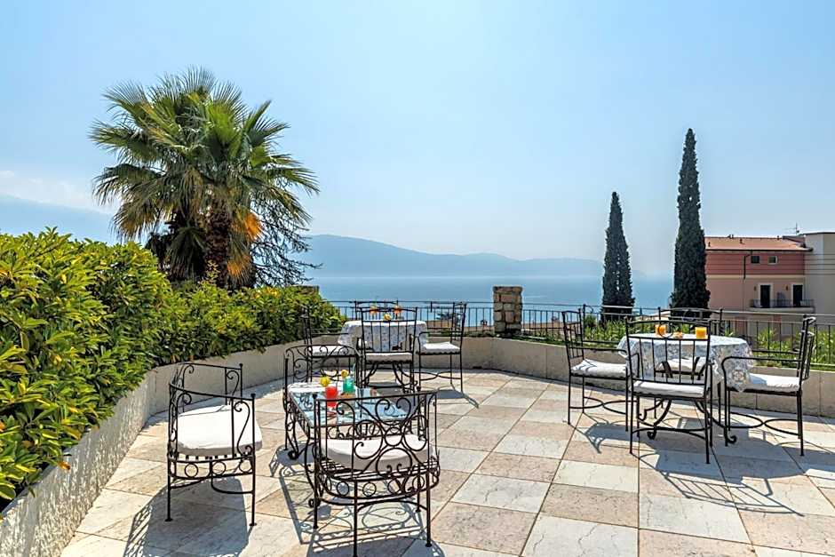 Residence Borgo Dei Limoni - Appartamenti con Garage