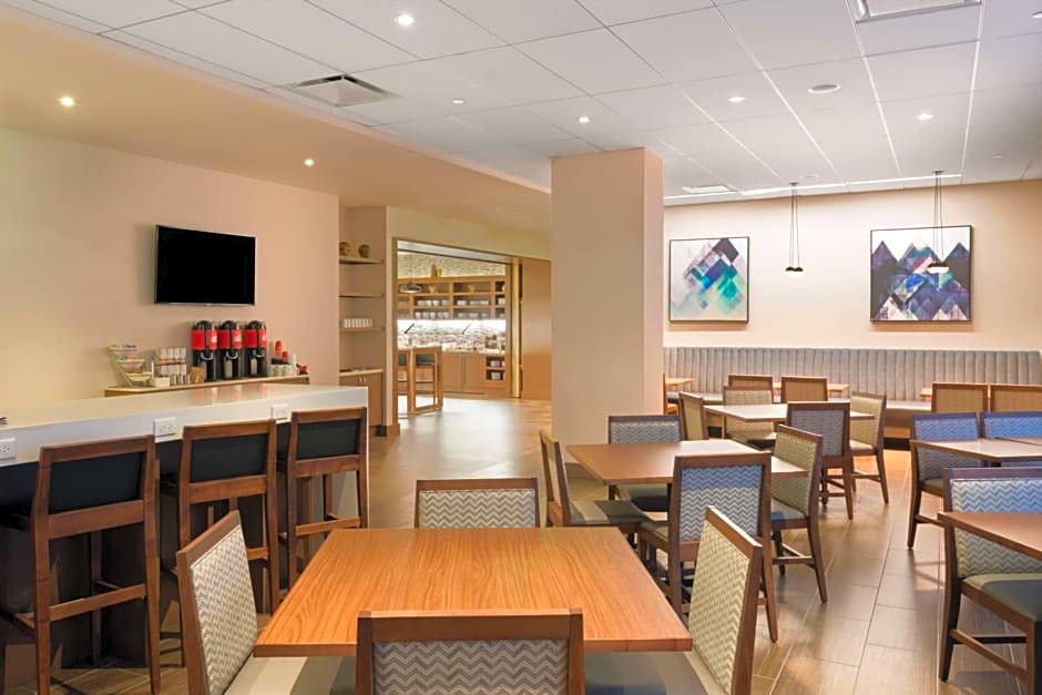 Hyatt Place Denver Downtown