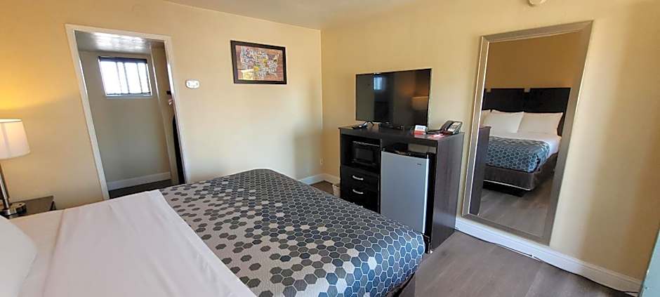 Econo Lodge Sacramento Convention Center