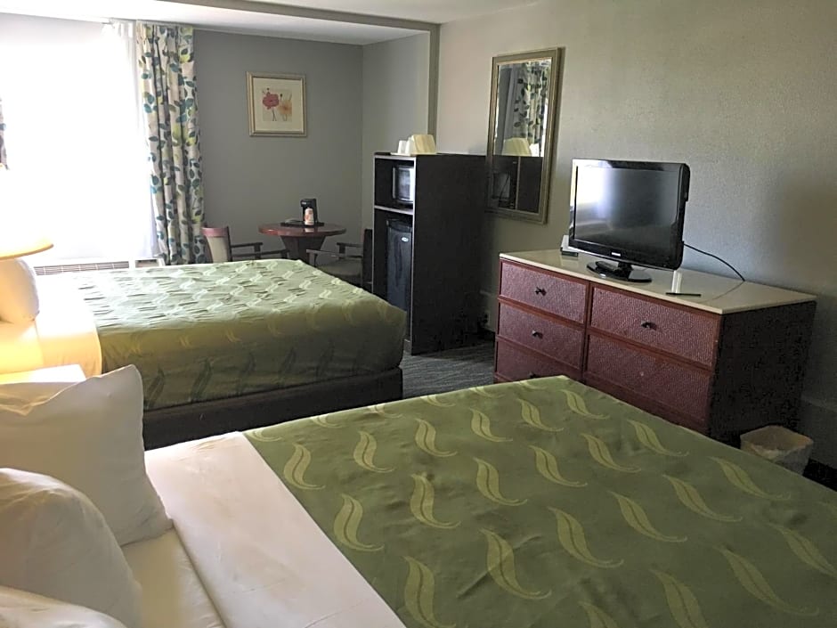 Quality Inn & Suites Winter Park Village Area