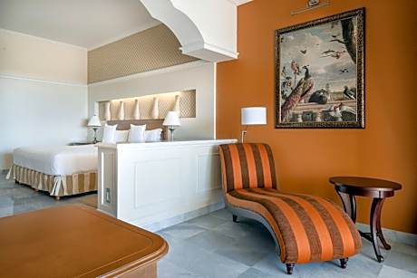 Panoramic Ocean Front Butler Suite Single Use