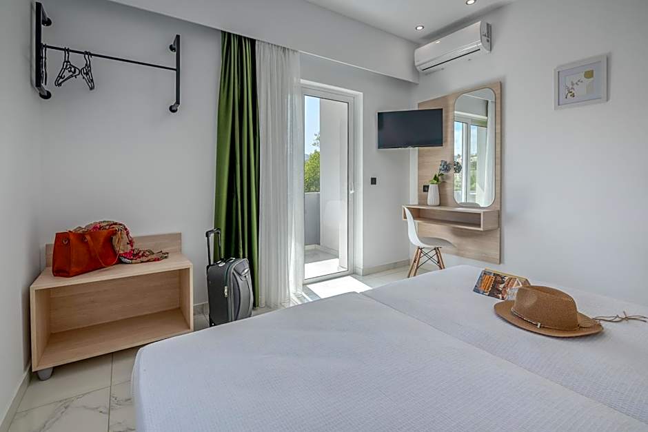 Lysithea Apartments - brand new, stylish & central