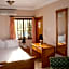 Eastgate Hotel