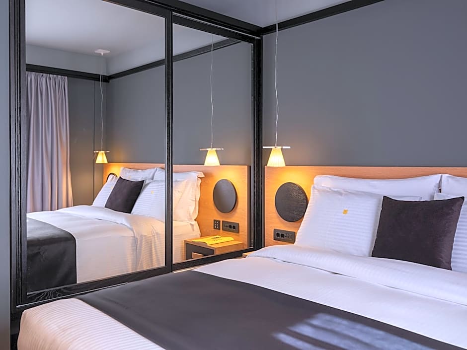 3 Pines Design Living