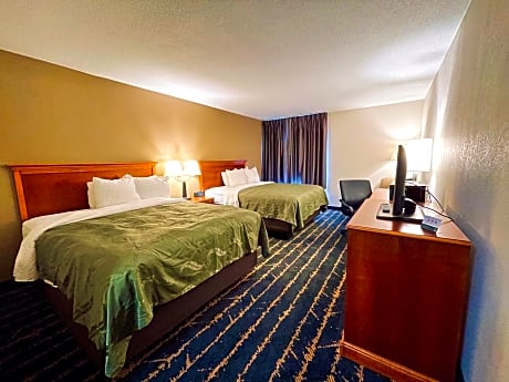 Queen Room with Two Queen Beds - Non-Smoking