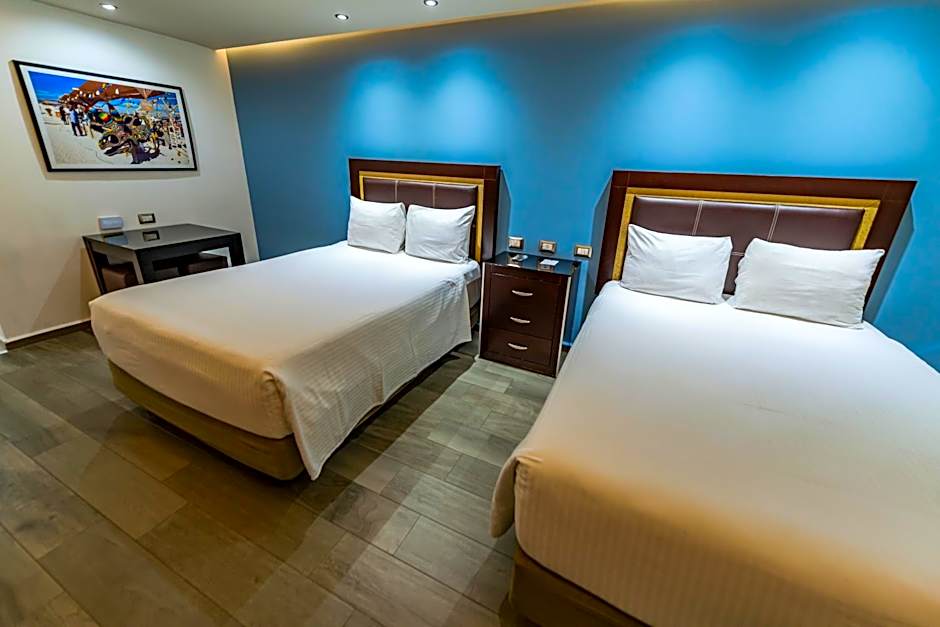 Quinta Dorada Hotel & Suites