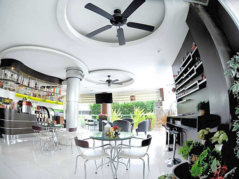 Rhienchai Place Hotel