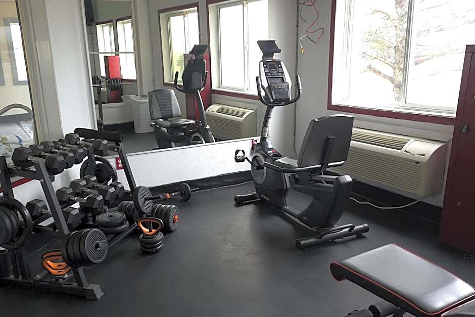 Super 8 by Wyndham Swift Current