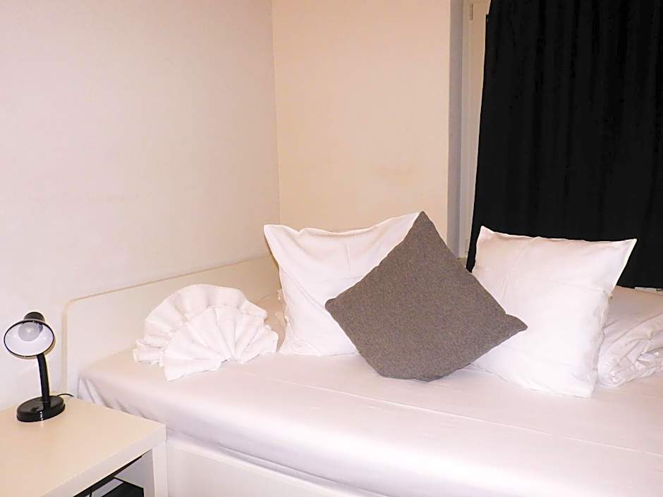 INSIDE Five Hotel