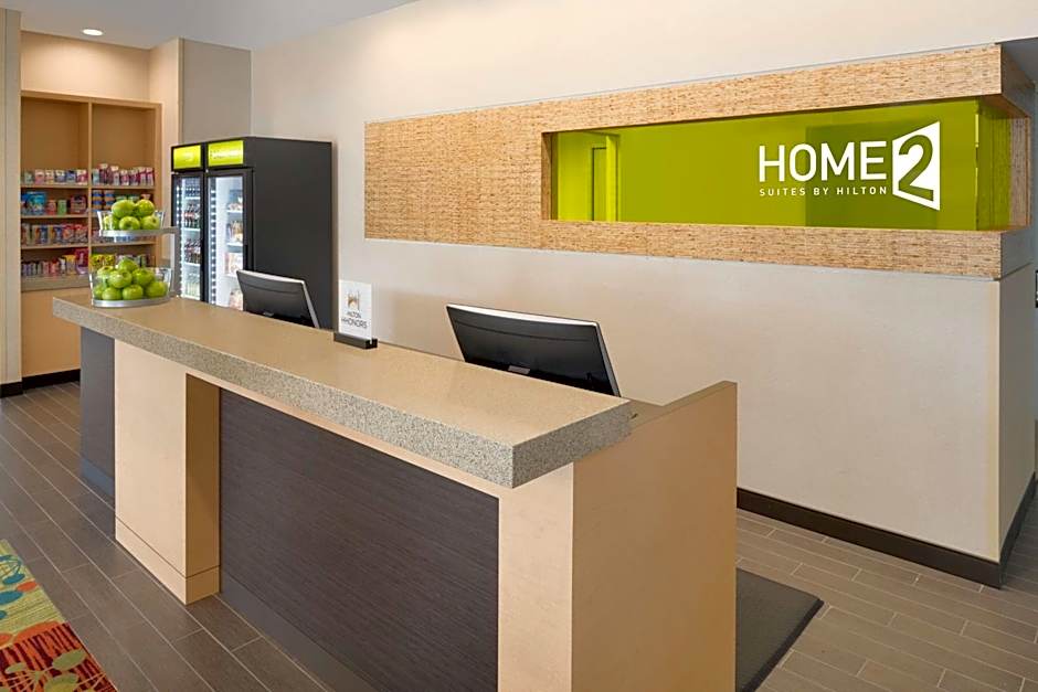 Home2 Suites by Hilton Charlotte Airport