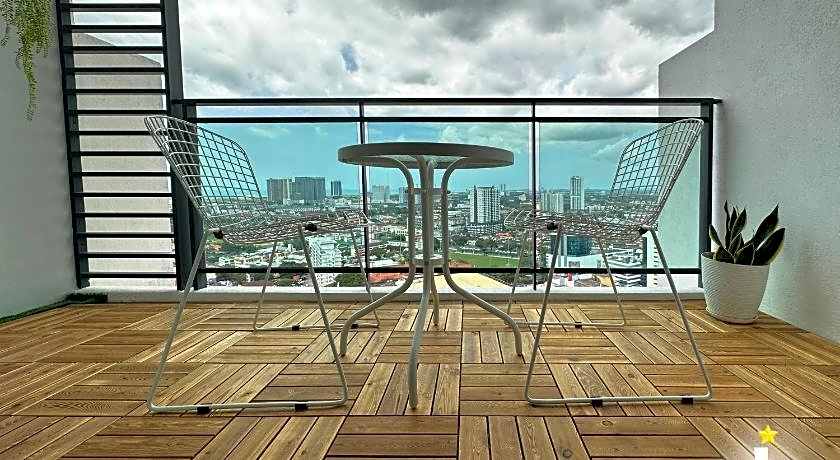 The Shore Hotel & Residences By La VISTA