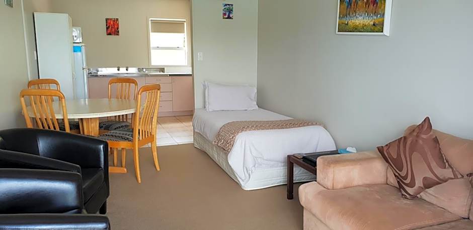 Whangaroa Lodge Motel