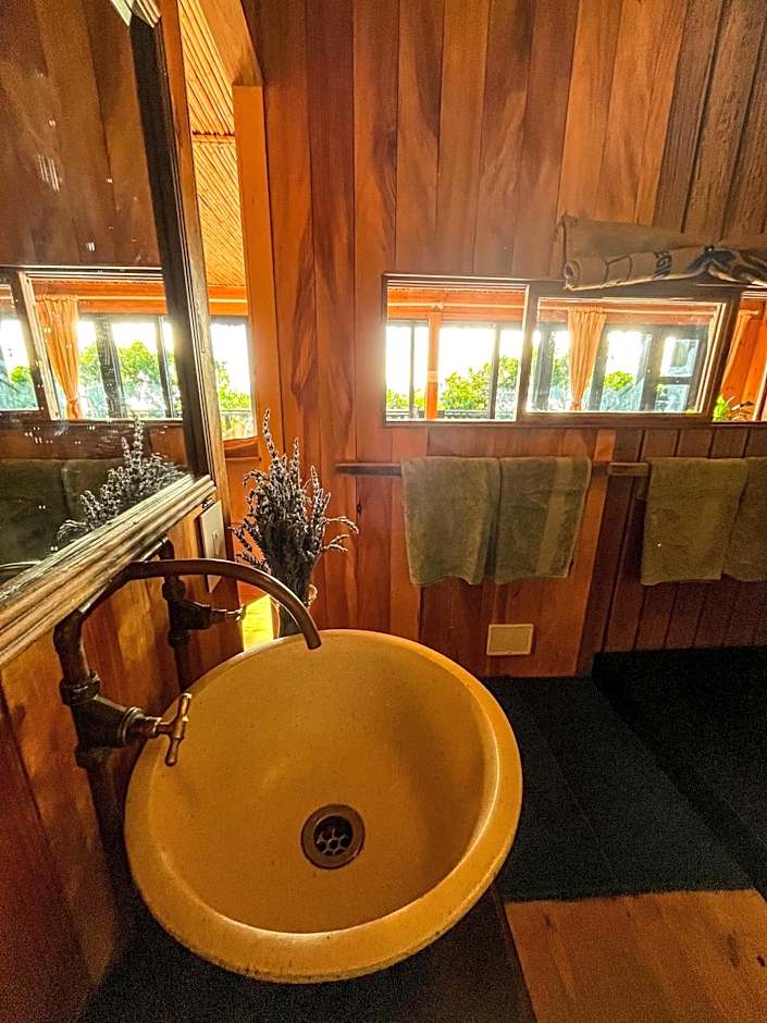 Scarborough Nature Lodge