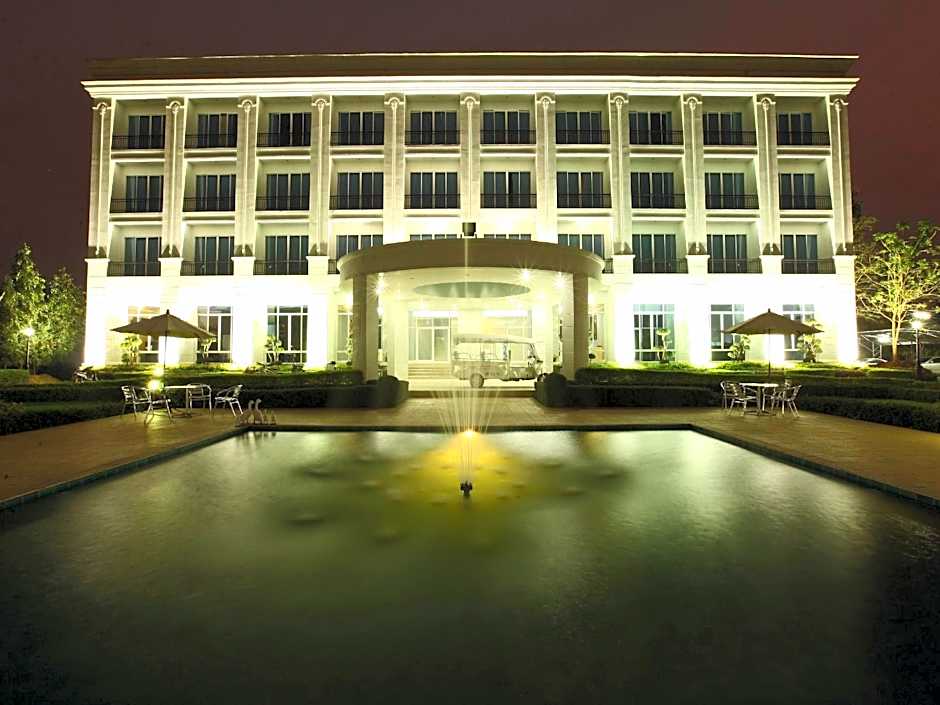 La Vie En Rose Hotel