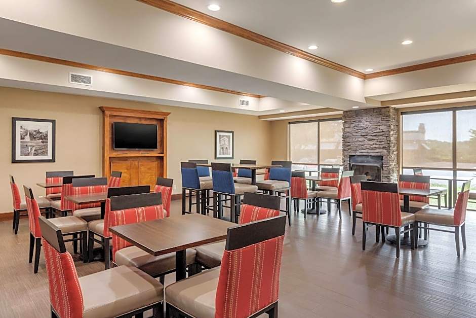 Comfort Suites Johnson City near University
