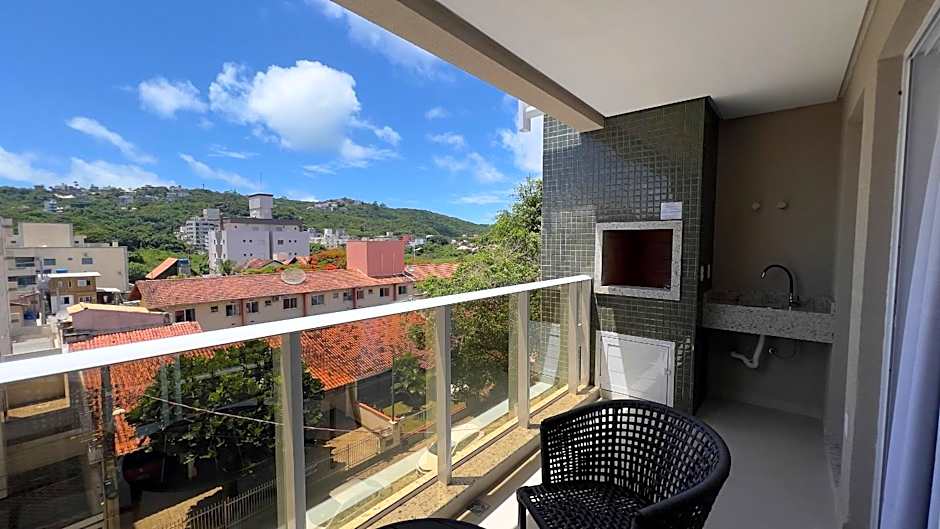 Barbados 302 - Excelente apartamento 02 suítes - À poucos metros da praia de Bombas - (Consultar serviços de roupa de cama e banho)