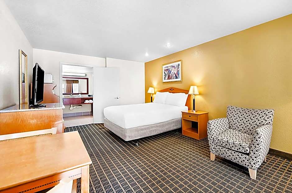 SureStayPlus Hotel by Best Western San Jose Central City