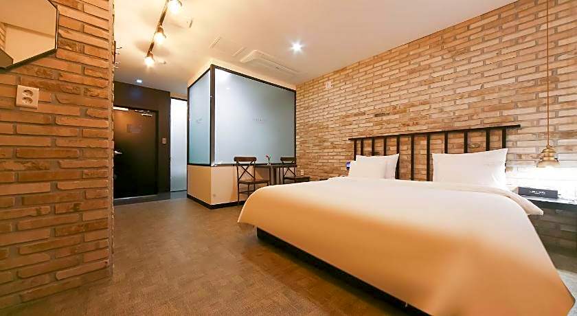 Le Idea Hotel