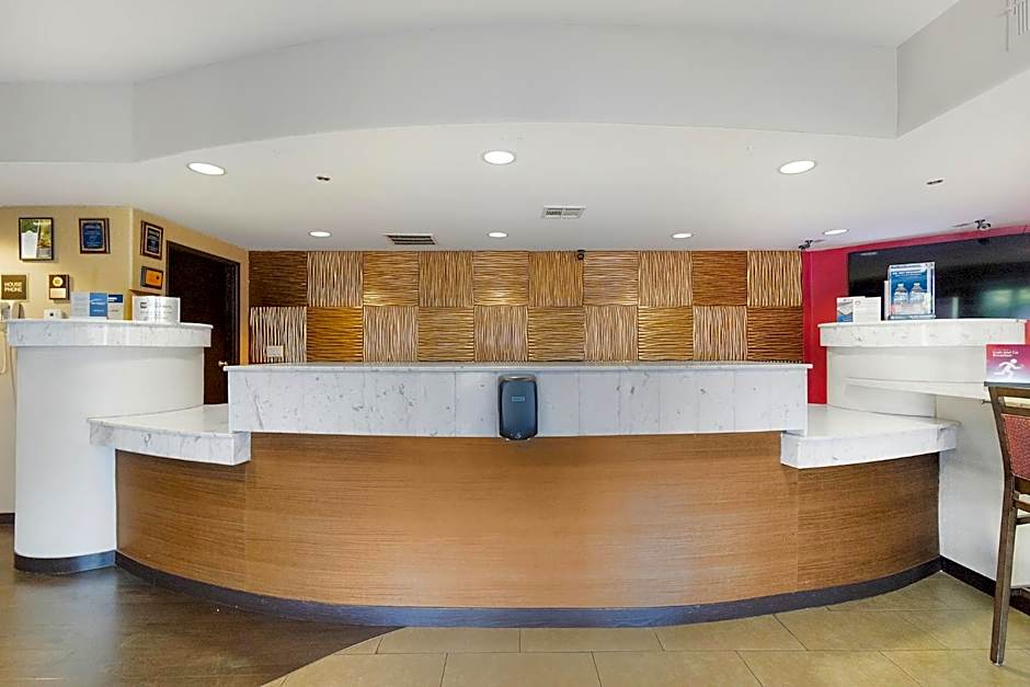 Best Western Plus Wine Country Inn & Suites
