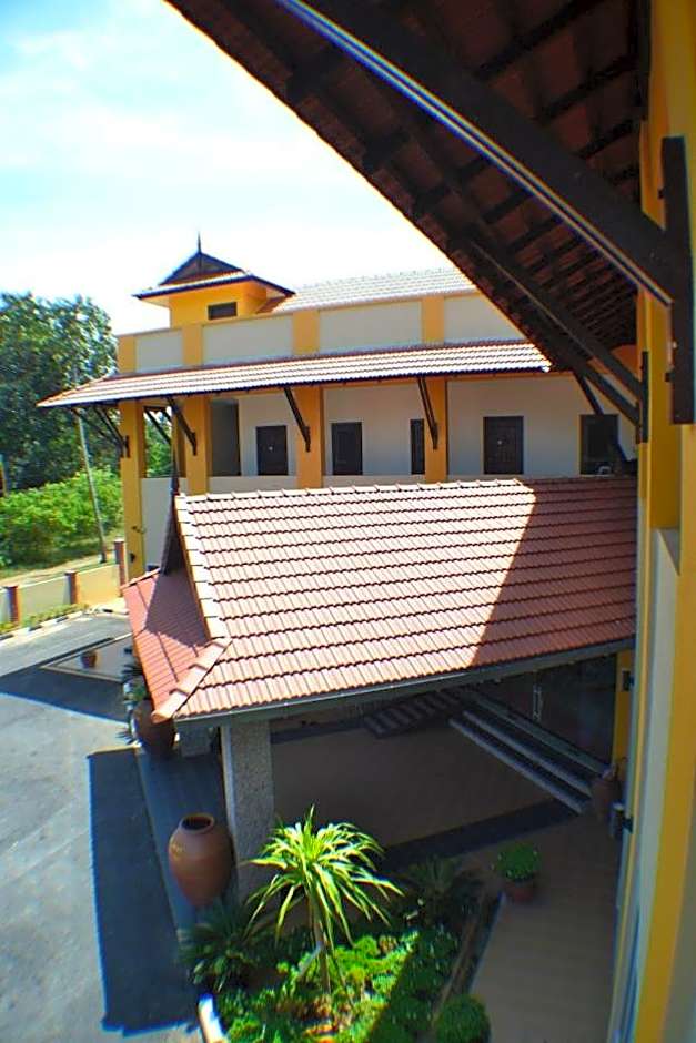 Teluk Lipat Seaview Inn