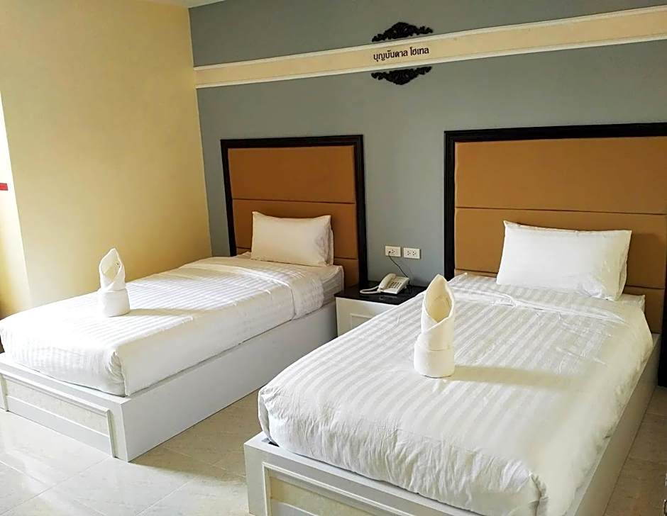 Photo 1 of 4 of Deluxe 2 Beds