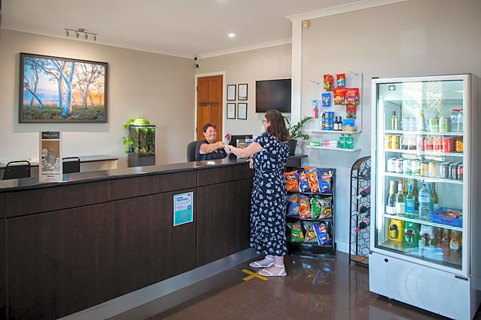 Highlander Motor Inn