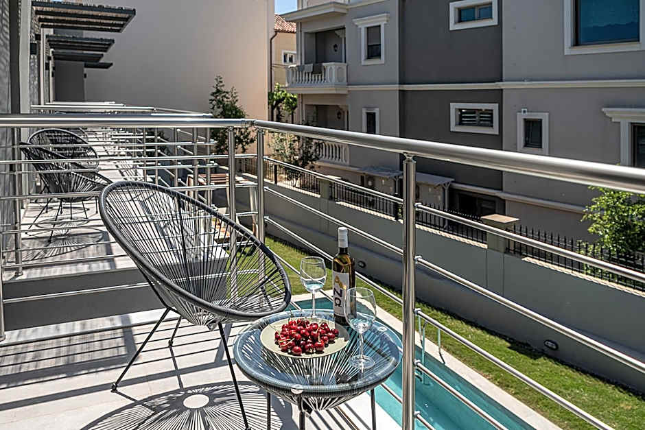 NEK Suites - Adults Only