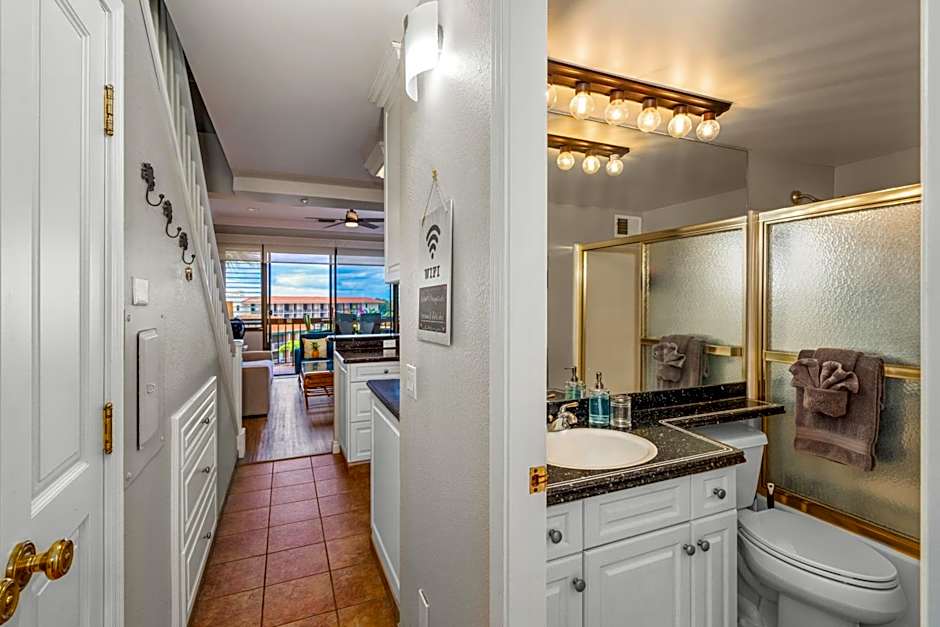 Updated 2bd 2ba Maui Vista Condo with Ocean View