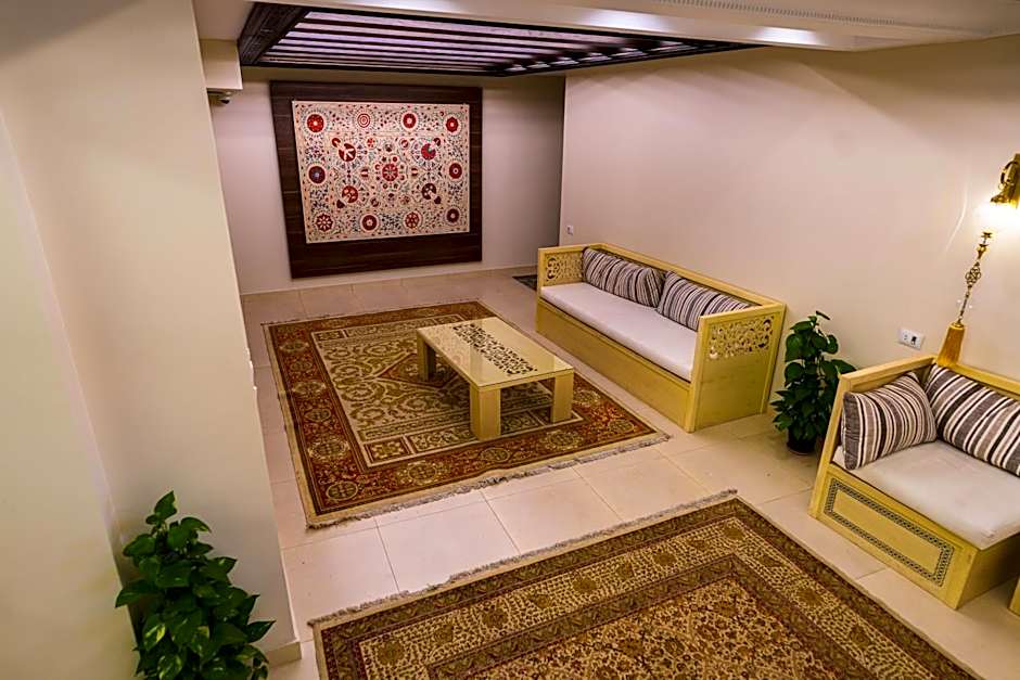 DouDou Pyramids View Hotel