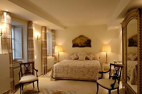 Grand Cru Suite King or Twin