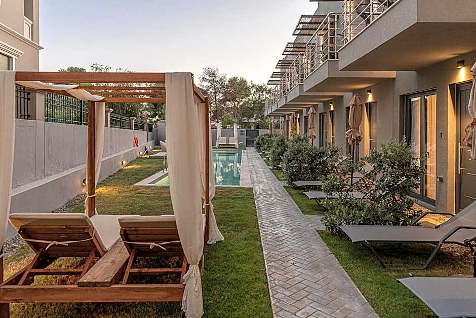 NEK Suites - Adults Only