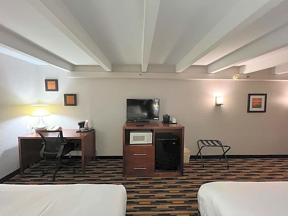 Country Inn & Suites by Radisson, Battle Creek, MI