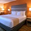 Travelodge by Wyndham Muskegon